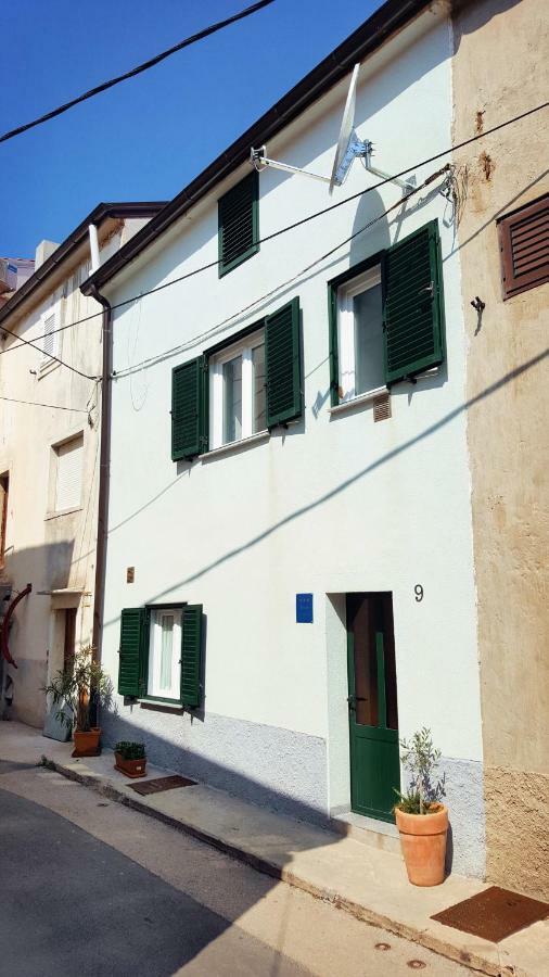 Apartment Vrbenka Vrbnik Kültér fotó