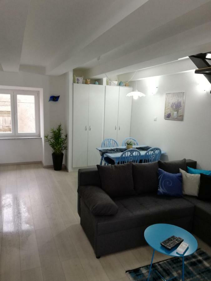 Apartment Vrbenka Vrbnik Kültér fotó